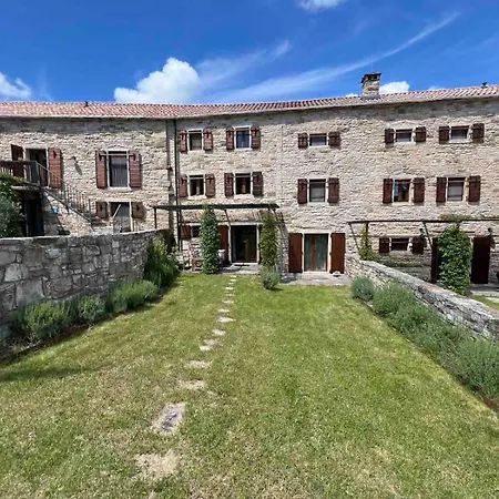 Villa Martincici With Large Pool