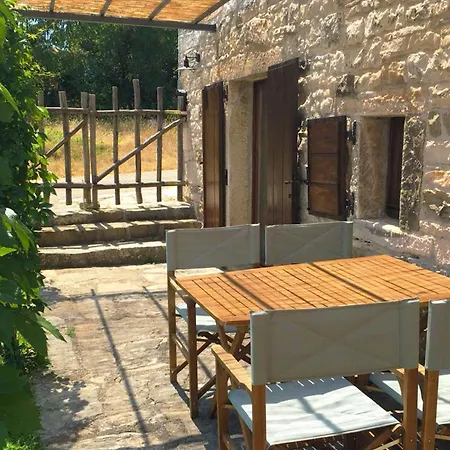 Villa Martincici With Large Pool *