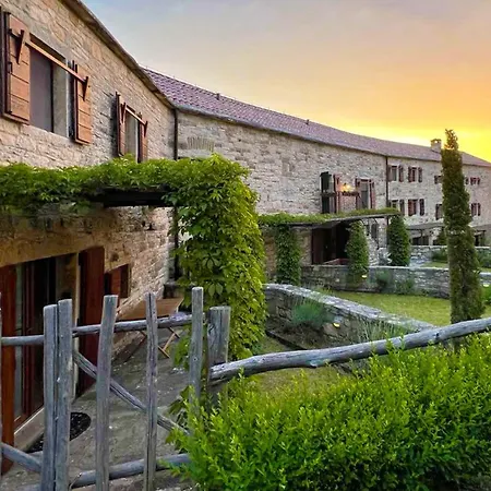 Martincici With Large Pool Villa Grožnjan