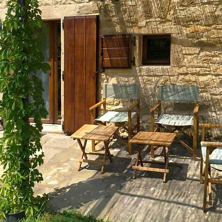 Martincici With Large Pool Villa